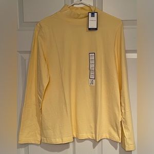 Croft & Barrow Women’s Yellow Mock Neck Top